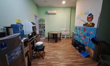 Rumah Tempat Usaha 3,5 Lantai di Gandaria Kramat Pela, Jakarta Selatan