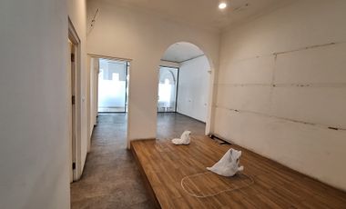 Rumah Tempat Usaha 3,5 Lantai di Gandaria Kramat Pela, Jakarta Selatan