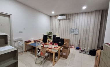 Rumah Tempat Usaha 3,5 Lantai di Gandaria Kramat Pela, Jakarta Selatan