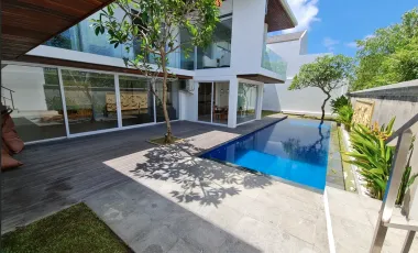6 Bedroom Villa for sale in Ungasan, Bali