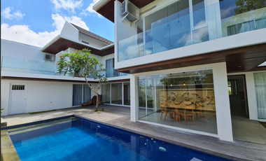 6 Bedroom Villa for sale in Ungasan, Bali