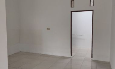 Rumah 15 Mnt ke Living World Grand Wisata Bekasi SHM Siap KPR J-32825