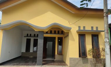 Rumah 15 Mnt ke Living World Grand Wisata Bekasi SHM Siap KPR J-32825