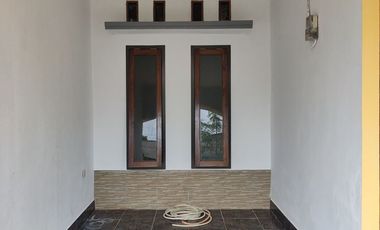 Rumah 15 Mnt ke Living World Grand Wisata Bekasi SHM Siap KPR J-32825