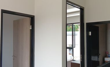 Cluster 2 lantai modern dan strategis di jakarta timur