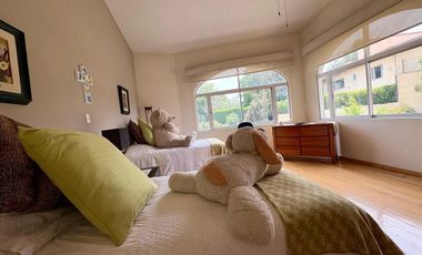 CASA EN CONDOMINIO LOMAS COUNTRY- RENTA AMUEBLADA/VENTA