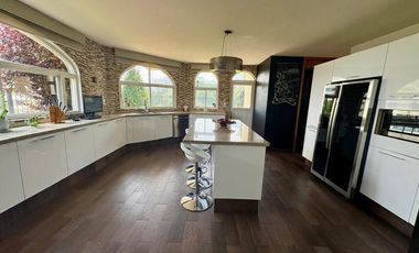 CASA EN CONDOMINIO LOMAS COUNTRY- RENTA AMUEBLADA/VENTA