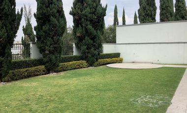 SE VENDE CASA EN CONDOMINIO EN Calle Club de Golf Lomas, Lomas Country Club, Miguel Hidalgo, Huixquilucan, México, 52779, MEX