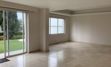 SE VENDE CASA EN CONDOMINIO EN Calle Club de Golf Lomas, Lomas Country Club, Miguel Hidalgo, Huixquilucan, México, 52779, MEX