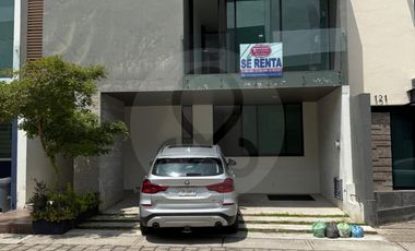 ARGENTA MIRADOR RESIDENCIAL Casa en venta en Fraccinamiento Mirador de San Isidro