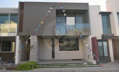 ARGENTA MIRADOR RESIDENCIAL Casa en venta en Fraccinamiento Mirador de San Isidro