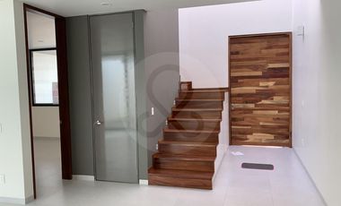 ARGENTA MIRADOR RESIDENCIAL Casa en venta en Fraccinamiento Mirador de San Isidro