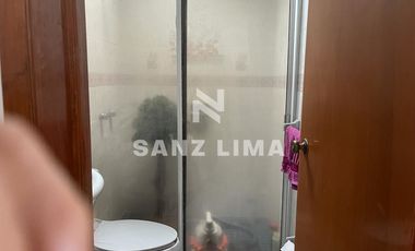 Zona de Oro II: Amplia casa céntrica a un magnífico precio