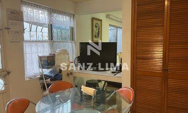 Zona de Oro II: Amplia casa céntrica a un magnífico precio