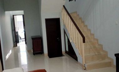 Rumah disewakan di Cipete