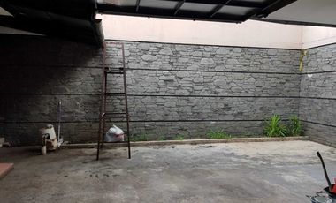 DISEWAKAN RUMAH SIAP HUNI DI KOMPLEK TAMAN LINGKAR  BANDUNG