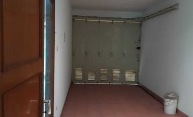 DISEWAKAN RUMAH SIAP HUNI DI KOMPLEK TAMAN LINGKAR  BANDUNG