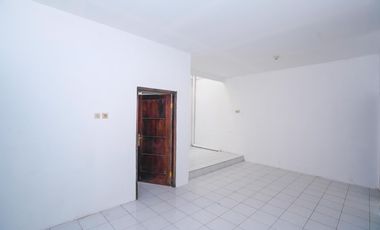 Rumah Hadap Selatan LB 150 Siap KPR dekat Grand Galaxy Park J-34537