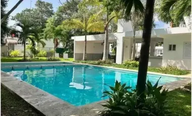 CASA TREBLA
