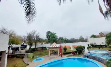 Quinta en Venta en Los Cristales, Monterrey, Nuevo León