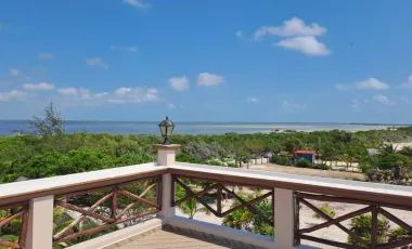 Vendo casa frente al mar isla blanca costa mujeres