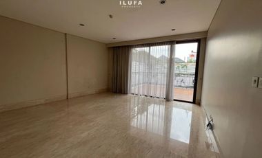 disewakan townhouse 3br lokasi strategis ampera kemang