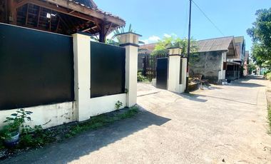 RUMAH JOGLO KLASIK DENGAN TANAH LUAS - HARGA MURAH DI SENDANGTIRTO