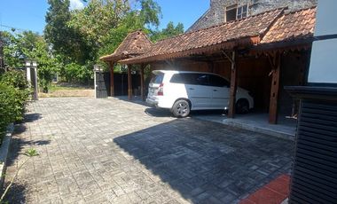 RUMAH JOGLO KLASIK DENGAN TANAH LUAS - HARGA MURAH DI SENDANGTIRTO