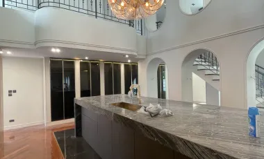 7 Bedroom Villa for sale in Samrong Nuea, Samut Prakan