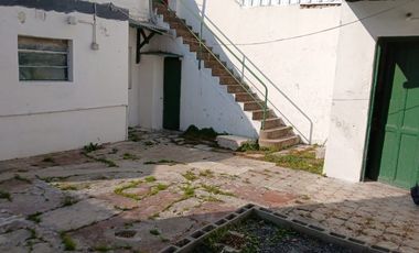 Departamento Tipo Casa en alquiler en Lanus Este