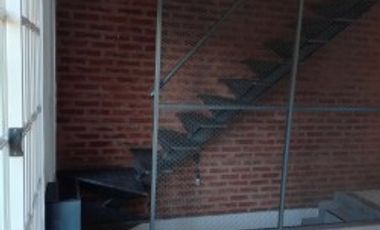Casa en alquiler en Lanus Oeste