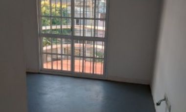 Casa en alquiler en Lanus Oeste