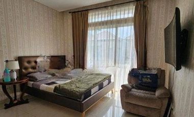 RUMAH DIJUAL DI SERENIA HILLS CLUSTER VENTURE SEMI FURNISHED
