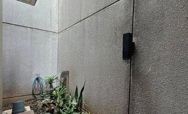 RUMAH DIJUAL DI SERENIA HILLS CLUSTER VENTURE SEMI FURNISHED