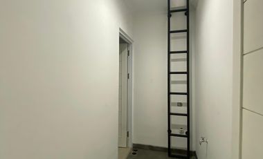 Rumah 2 lantai ready stok dekat MRT Lebak bulus