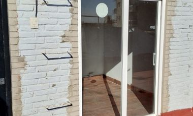 Departamento Tipo Casa en alquiler en Caseros