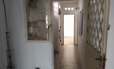 Departamento Tipo Casa en alquiler en Caseros