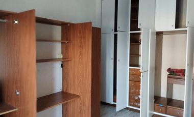 Departamento Tipo Casa en alquiler en Caseros