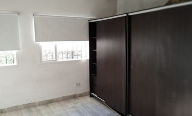 Departamento Tipo Casa en alquiler en Caseros