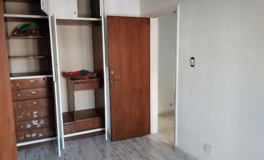 Departamento Tipo Casa en alquiler en Caseros