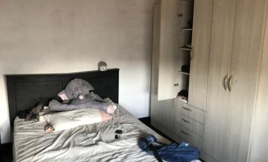 VENTA CASA  3 AMB EN BERNAL CON COCHERA DOBLE