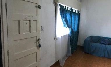 VENTA CASA  3 AMB EN BERNAL CON COCHERA DOBLE