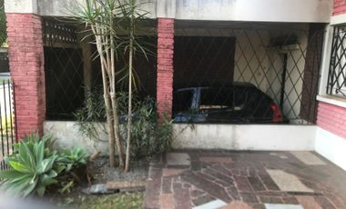 VENTA CASA  3 AMB EN BERNAL CON COCHERA DOBLE