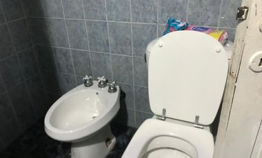 VENTA CASA  3 AMB EN BERNAL CON COCHERA DOBLE