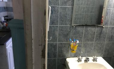 VENTA CASA  3 AMB EN BERNAL CON COCHERA DOBLE