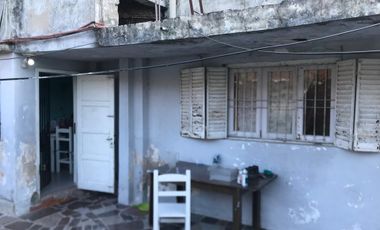 VENTA CASA  3 AMB EN BERNAL CON COCHERA DOBLE