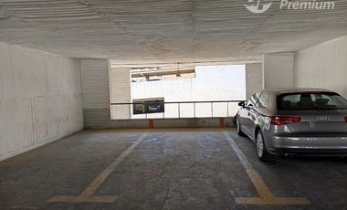 Estacionamiento en Venta en Merced  Miraflores