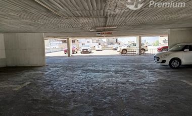 Estacionamiento en Venta en Merced  Miraflores