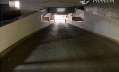 Estacionamiento en Venta en Merced  Miraflores