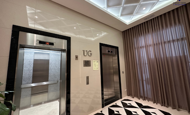 For Sale Chelsea Parkplace |Corner Unit 2-Bedroom w/ Balcony| Below Market Value